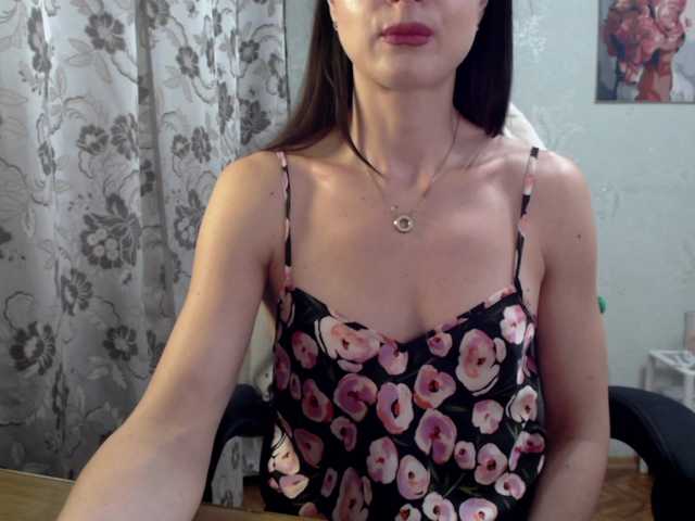 Lapochka2's BongaCams show and profile