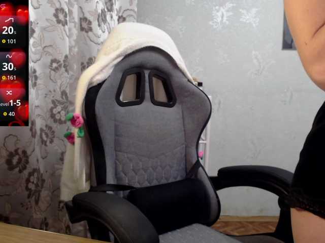 Lapochka2's BongaCams show and profile