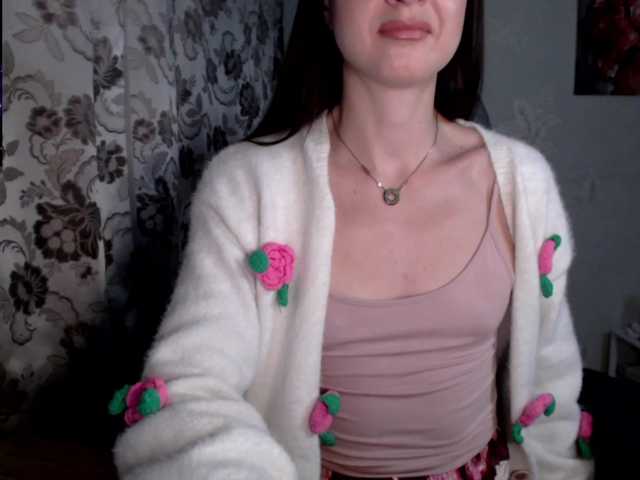 Lapochka2's BongaCams show and profile