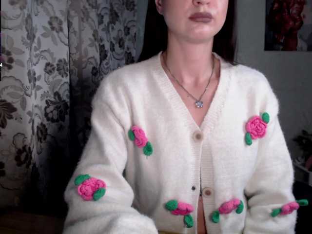 Lapochka2's BongaCams show and profile