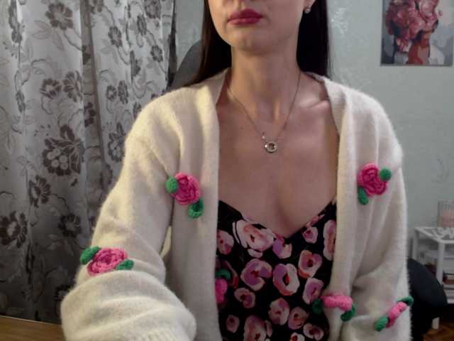 Lapochka2's BongaCams show and profile