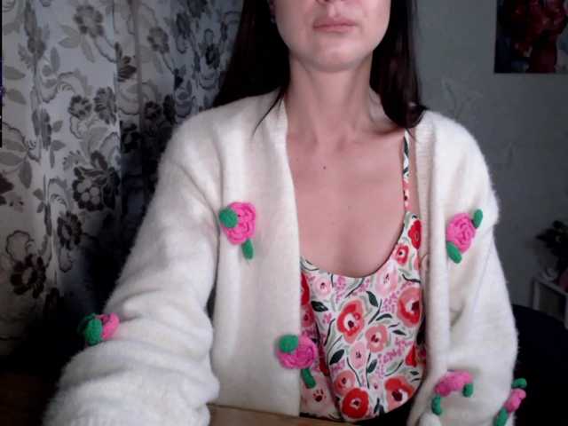 Lapochka2's BongaCams show and profile