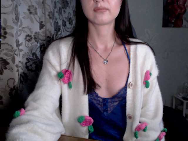 Lapochka2's BongaCams show and profile