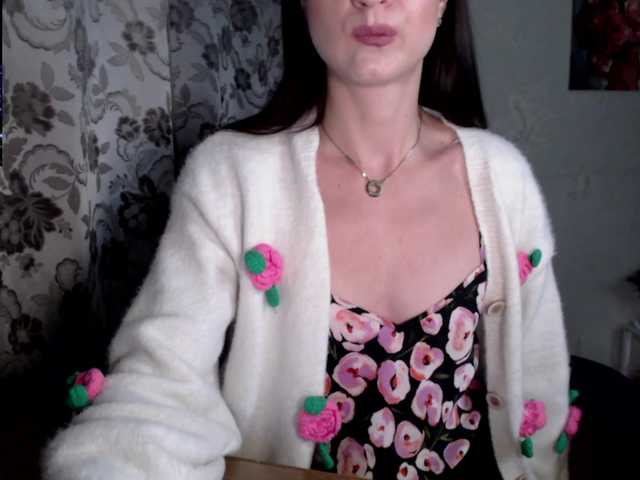 Lapochka2's BongaCams show and profile