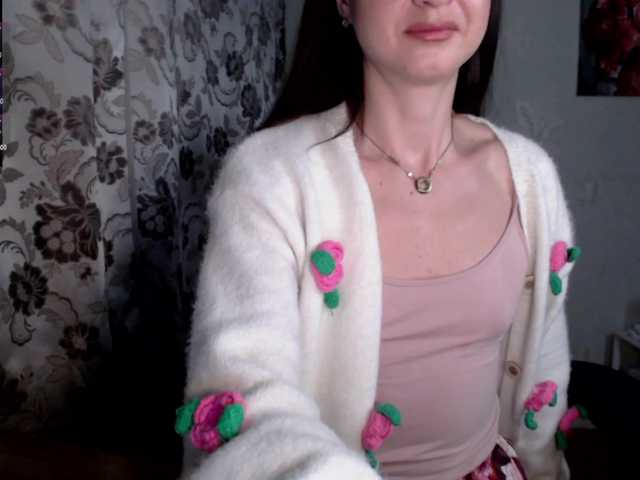 Lapochka2's BongaCams show and profile