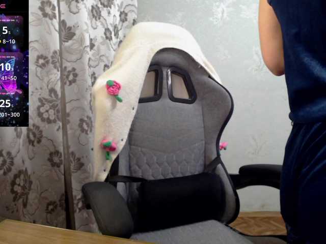 Lapochka2's BongaCams show and profile