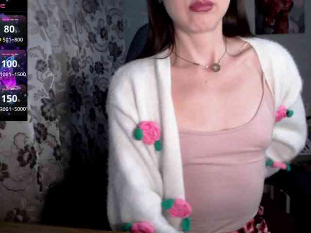 Lapochka2 Live Webcam on BongaCams