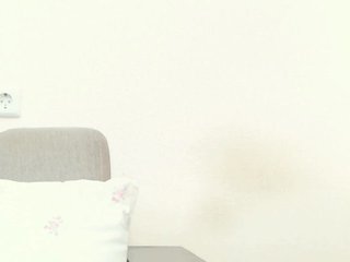 Drakulaura1 Porn Show