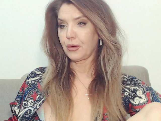  Drakulaura1 chat room