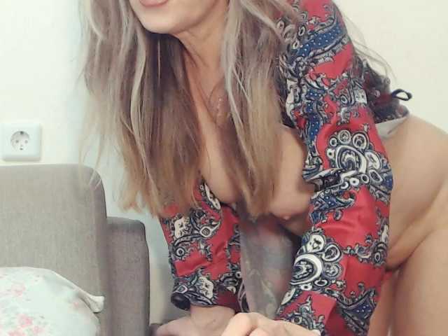 drakulaura1 live sex show