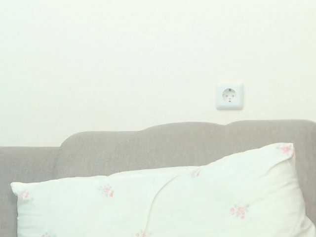 Drakulaura1's BongaCams show and profile