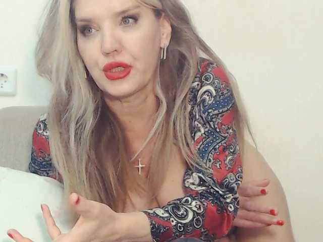 drakulaura1 live sex show