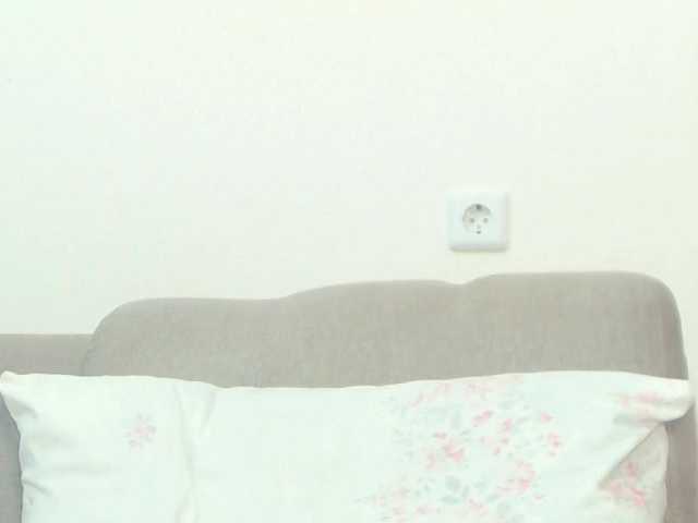 Drakulaura1's BongaCams show and profile