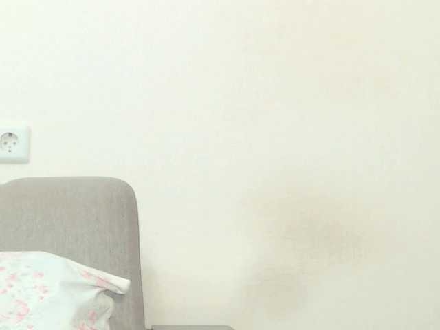 Drakulaura1's BongaCams show and profile