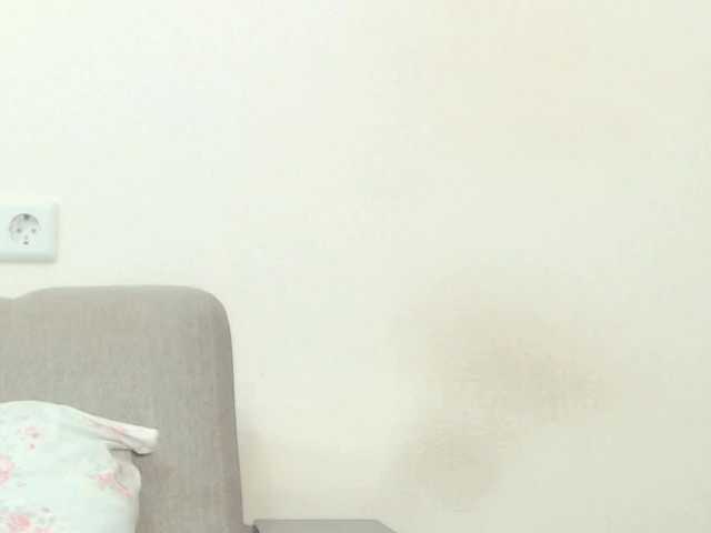 Drakulaura1's BongaCams show and profile