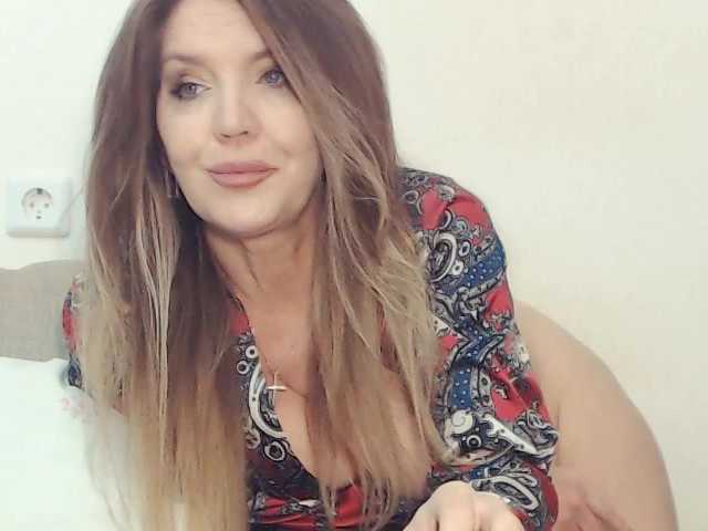 Drakulaura1 from BongaCams is Freechat