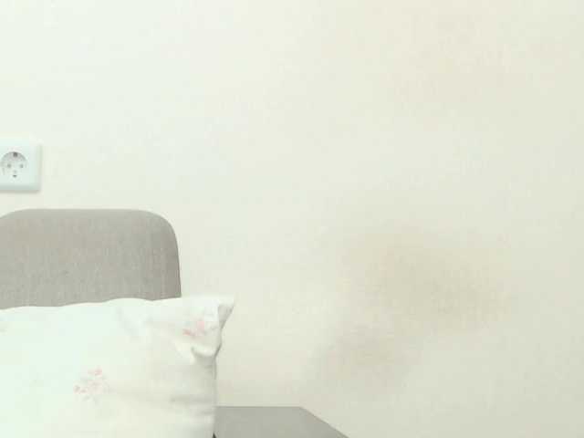 Drakulaura1's BongaCams show and profile