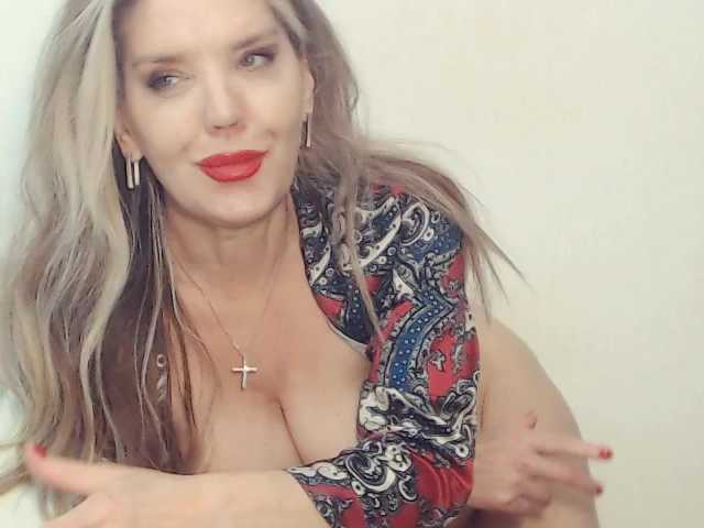 drakulaura1 cam belle