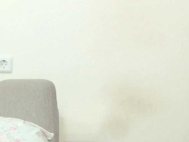 Drakulaura1's BongaCams show and profile