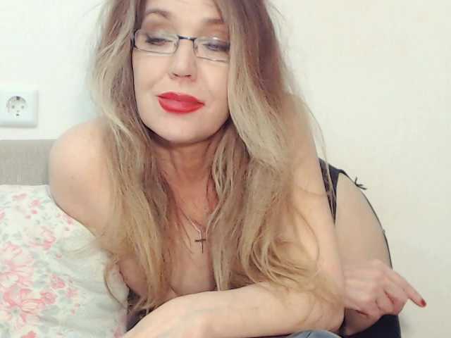  Drakulaura1 chat room