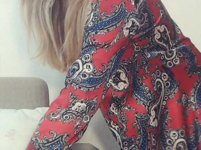 Drakulaura1's BongaCams show and profile