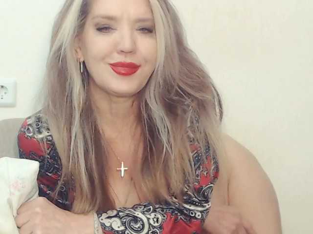 Drakulaura1's BongaCams show and profile