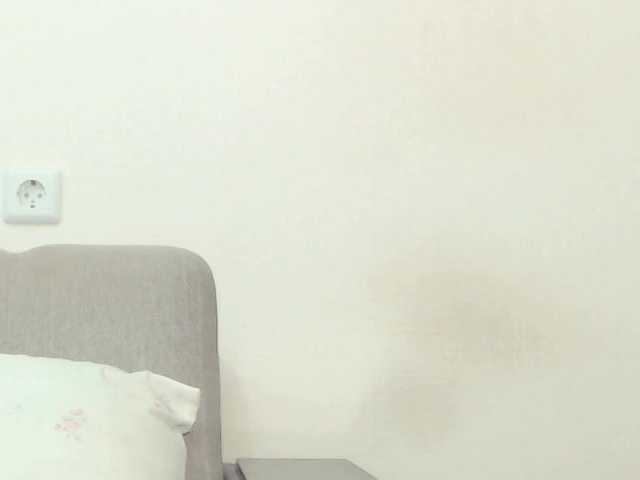 Drakulaura1's BongaCams show and profile