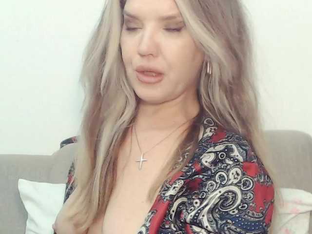 drakulaura1 cam belle