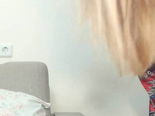 Drakulaura1's BongaCams show and profile