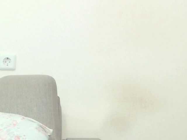 Drakulaura1's BongaCams show and profile