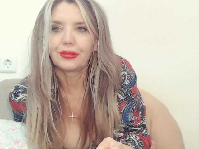 Drakulaura1's BongaCams profile