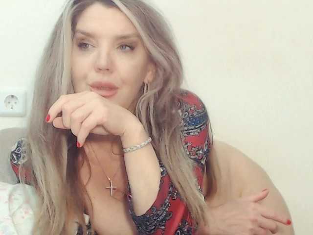 drakulaura1 live sex show