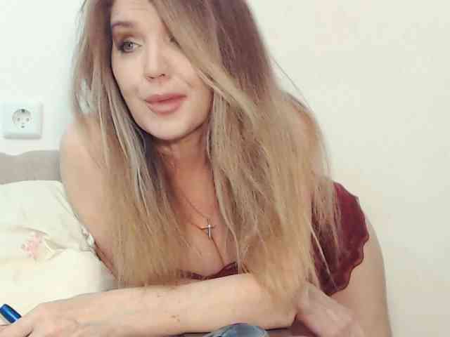 Drakulaura1 webcam