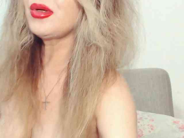 Drakulaura1 webcam