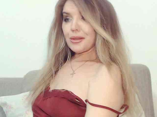 Drakulaura1 webcam