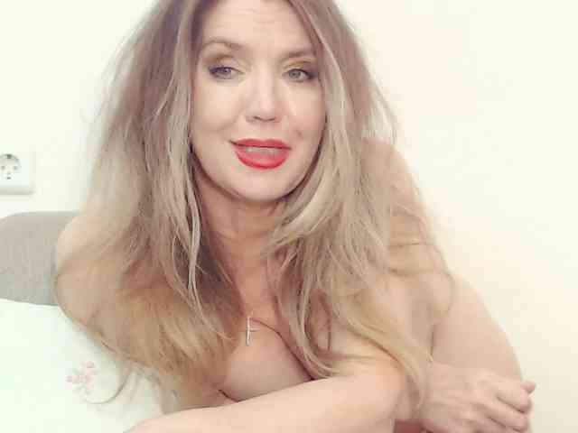 Drakulaura1 webcam