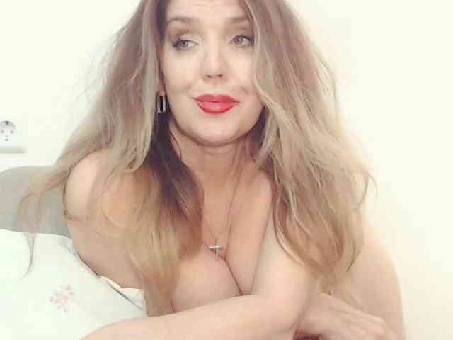 Drakulaura1 webcam