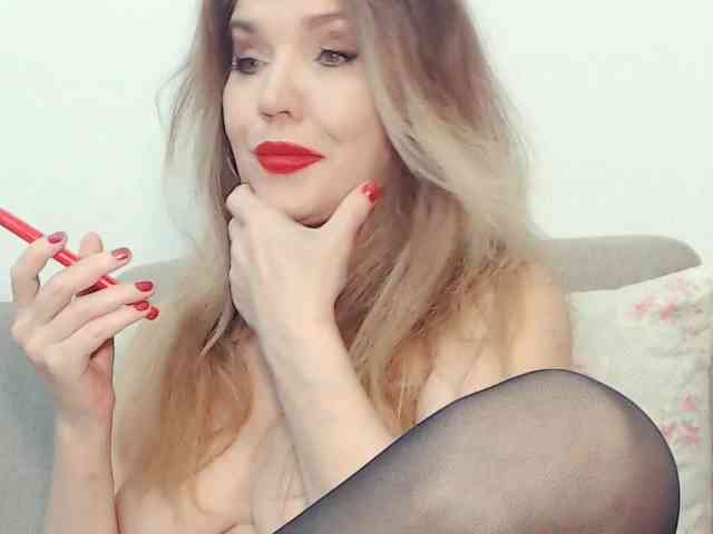 Drakulaura1 webcam