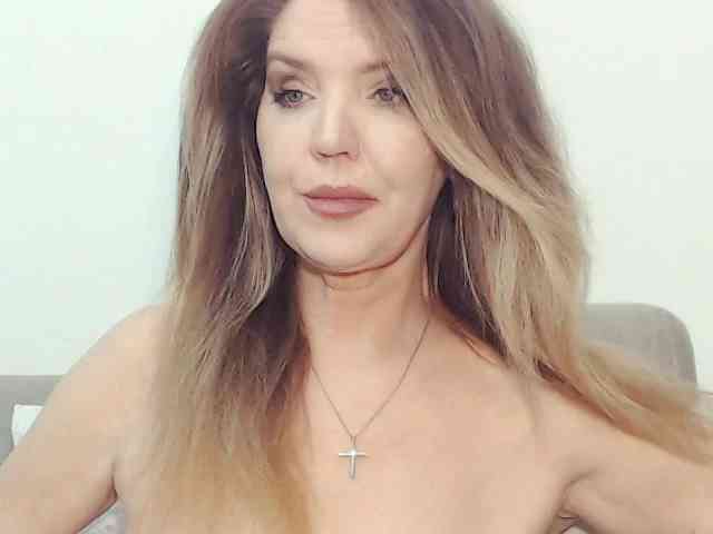 Drakulaura1 webcam