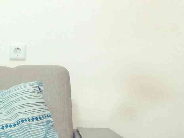 Drakulaura1 webcam