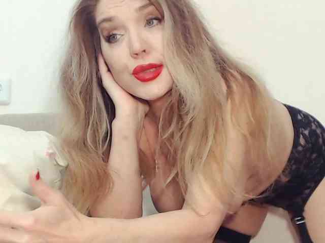 Drakulaura1 webcam