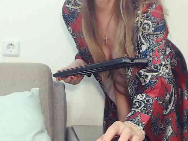 Drakulaura1 webcam