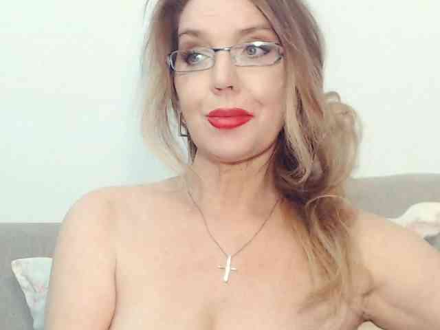 Drakulaura1 webcam