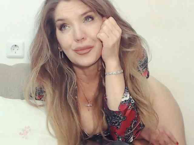 Drakulaura1 webcam