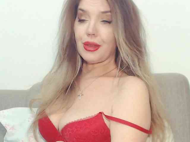 Drakulaura1 webcam