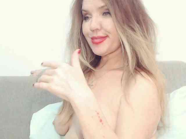 Drakulaura1 webcam