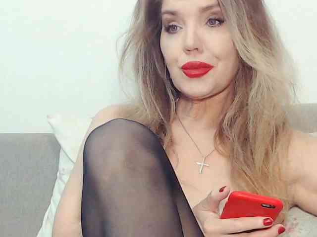 Drakulaura1 webcam