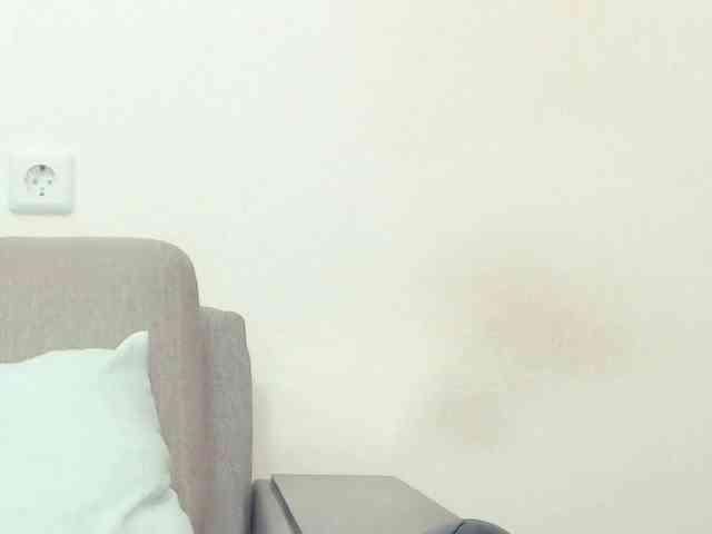 Drakulaura1 webcam