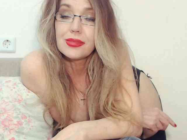 Drakulaura1 webcam