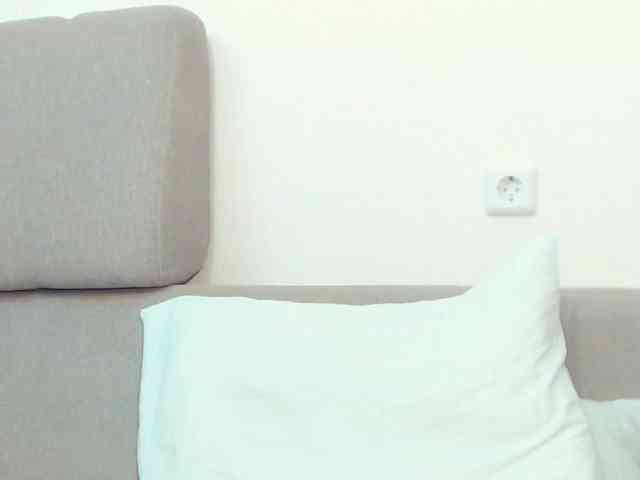 live web cam Drakulaura1